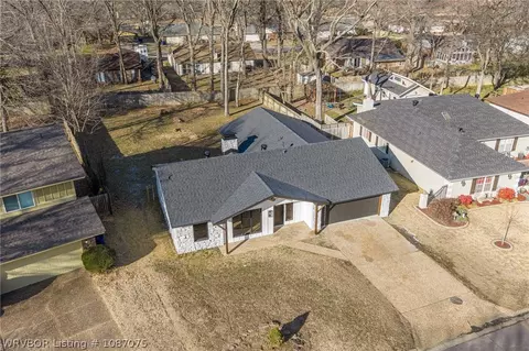 View/Area - 3301 Londonderry Rd, Fort Smith, AR 72908 photo 1 of 4