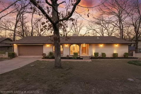 Exterior - 2427 Houston St, Fort Smith, AR 72901 photo 7 of 7