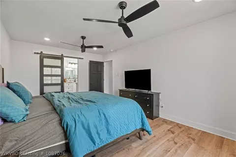 Bedroom - 2427 Houston St, Fort Smith, AR 72901 photo 2 of 5