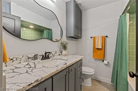 Bath - 2427 Houston St, Fort Smith, AR 72901 photo 4 of 4