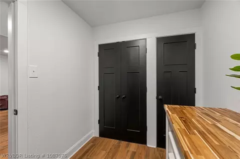 Entry Way - 2427 Houston St, Fort Smith, AR 72901 photo 2 of 2
