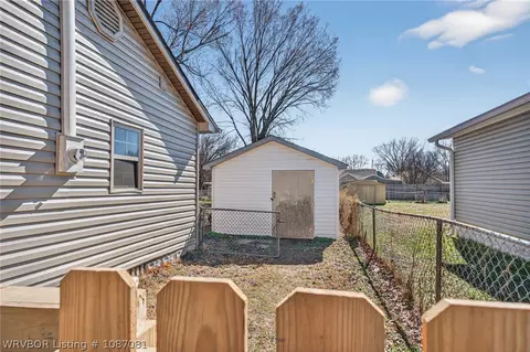 Exterior - 2910 Virginia Ave, Fort Smith, AR 72904 photo 4 of 7