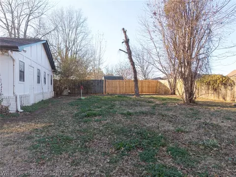 Exterior - 8901 Royal Ridge Dr, Fort Smith, AR 72903 photo 9 of 9