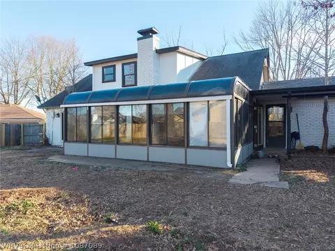 Exterior - 8901 Royal Ridge Dr, Fort Smith, AR 72903 photo 6 of 9