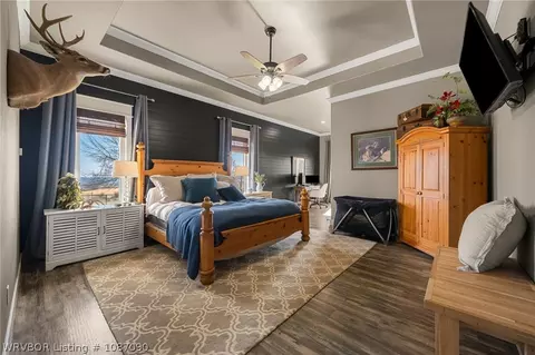 Bedroom - 639 Nc 1625, Compton, AR 72624 photo 1 of 6