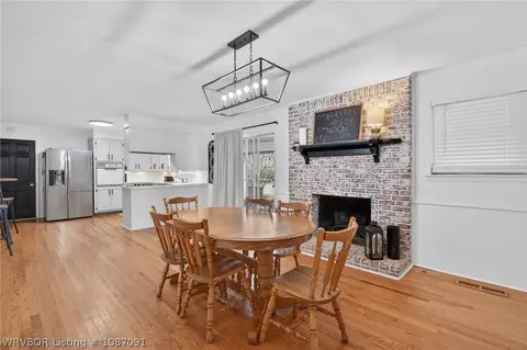 Dining - 3500 Lucy Ln, Fort Smith, AR 72903 photo 1 of 2