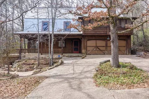 1907 N Rudy Rd, Van Buren, AR 72956