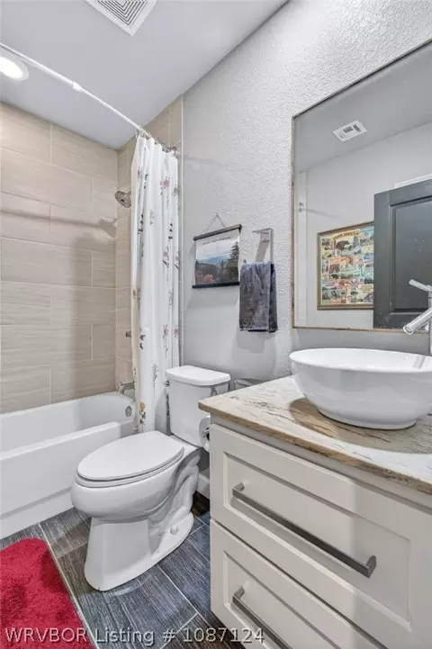 Bath - 2206 S T St, Fort Smith, AR 72901 photo 3 of 3