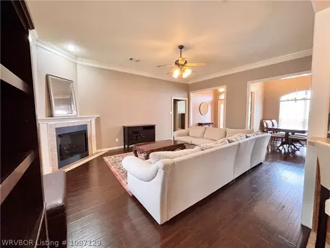 Living - 8409 Vickery Ln, Fort Smith, AR 72908 photo 4 of 5