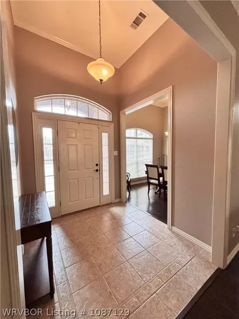 Entry Way - 8409 Vickery Ln, Fort Smith, AR 72908 photo 2 of 9