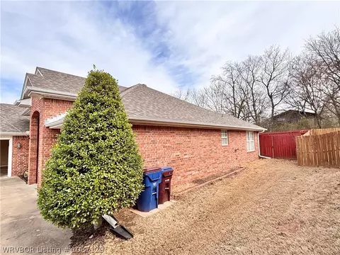 Exterior - 8409 Vickery Ln, Fort Smith, AR 72908 photo 12 of 16