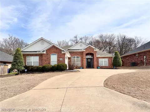 Exterior - 8409 Vickery Ln, Fort Smith, AR 72908 photo 2 of 16