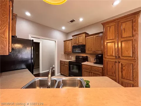 Kitchen - 8409 Vickery Ln, Fort Smith, AR 72908 photo 2 of 5