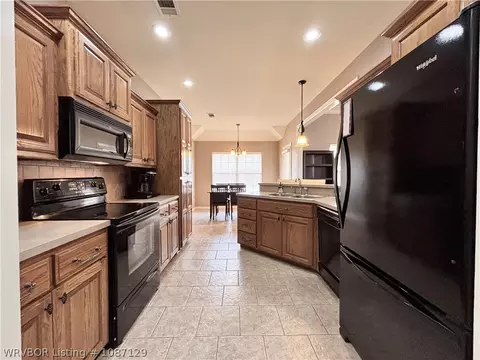Kitchen - 8409 Vickery Ln, Fort Smith, AR 72908 photo 5 of 5