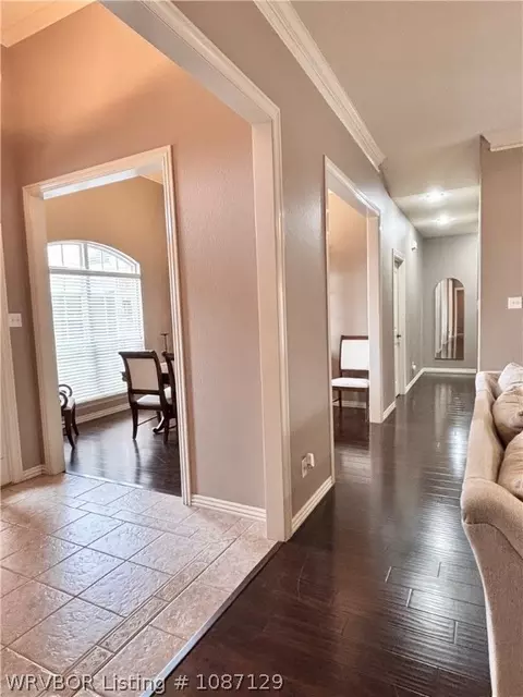 Entry Way - 8409 Vickery Ln, Fort Smith, AR 72908 photo 3 of 9
