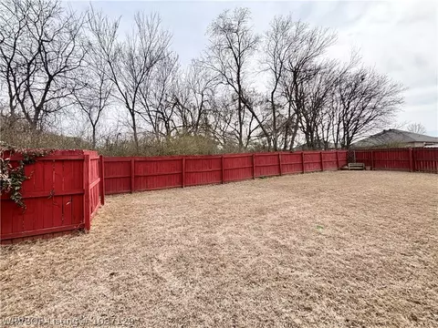 Exterior - 8409 Vickery Ln, Fort Smith, AR 72908 photo 9 of 16