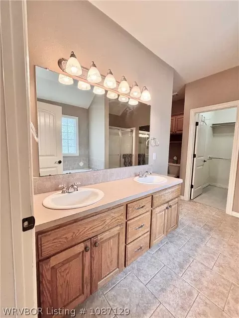 Bath - 8409 Vickery Ln, Fort Smith, AR 72908 photo 1 of 4