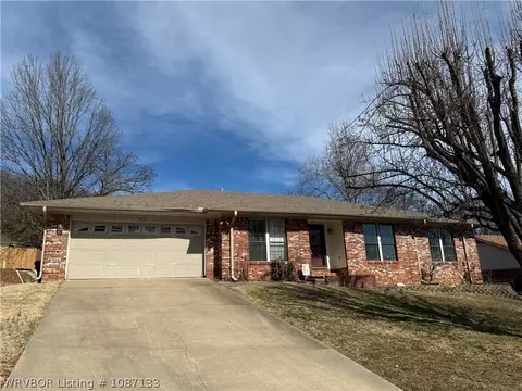 7907 Yorktown Rd, Fort Smith, AR 72903