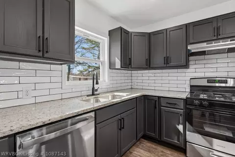 Kitchen - 1810 Waco St, Fort Smith, AR 72901 photo 1 of 2