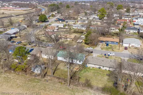 View/Area - 1810 Waco St, Fort Smith, AR 72901 photo 2 of 6