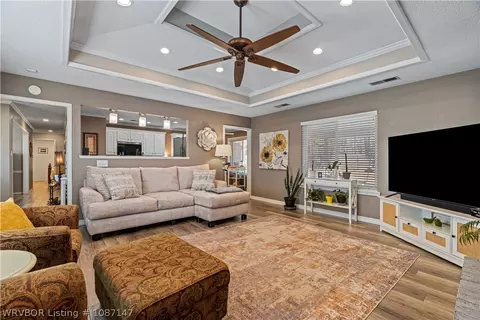 Living - 9813 Shadow Branch Ln, Fort Smith, AR 72903 photo 2 of 2