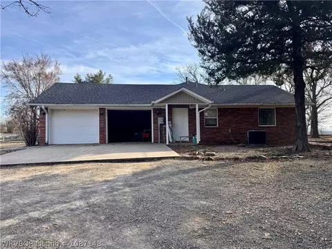 Exterior - 39803 Cedar Hill Cir, Howe, OK 74940 photo 3 of 12