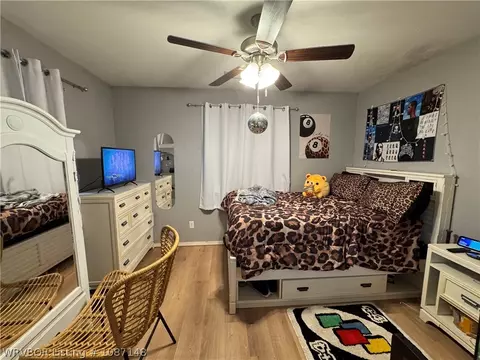 Bedroom - 39803 Cedar Hill Cir, Howe, OK 74940 photo 9 of 11