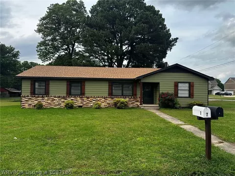 4 Jefferson Dr, Charleston, AR 72933