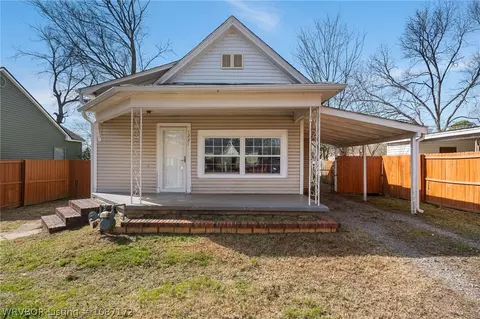 1221 N 39th St, Fort Smith, AR 72904