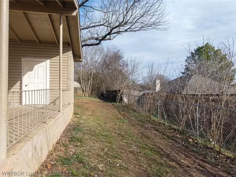 Exterior - 1104 9th St, Barling, AR 72923 photo 7 of 15