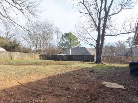 Exterior - 1104 9th St, Barling, AR 72923 photo 11 of 15
