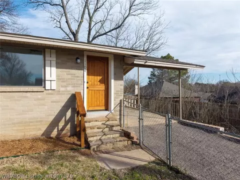 Exterior - 1104 9th St, Barling, AR 72923 photo 15 of 15