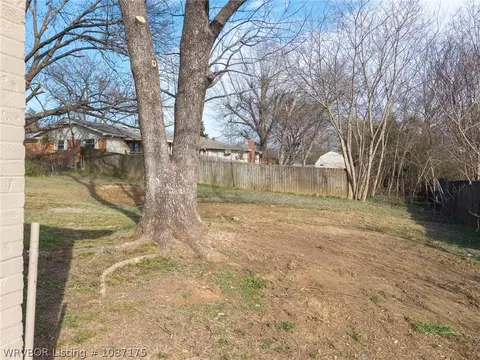 Exterior - 1104 9th St, Barling, AR 72923 photo 8 of 15
