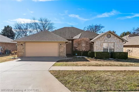 363 Boulder Dr, Van Buren, AR 72956