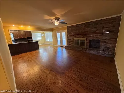 Living - 2100 S 70th St, Fort Smith, AR 72903 photo 3 of 5