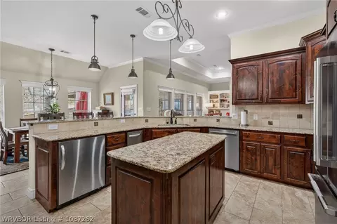 Kitchen - 8723 Reata St, Fort Smith, AR 72916 photo 3 of 6
