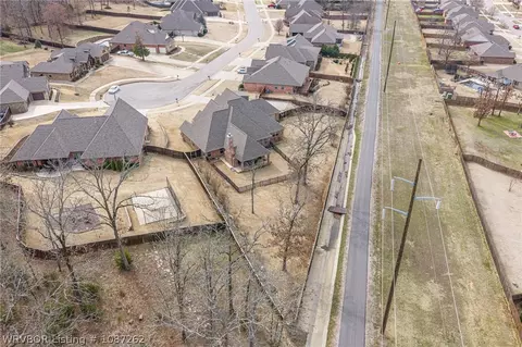 View/Area - 8723 Reata St, Fort Smith, AR 72916 photo 6 of 10
