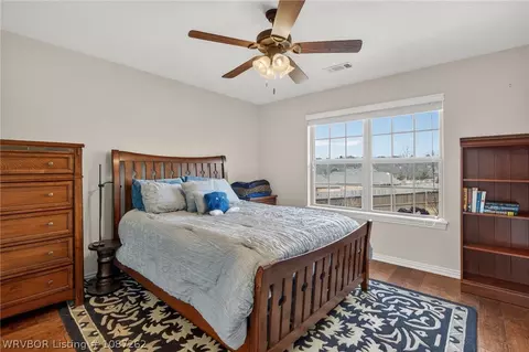 Bedroom - 8723 Reata St, Fort Smith, AR 72916 photo 8 of 10