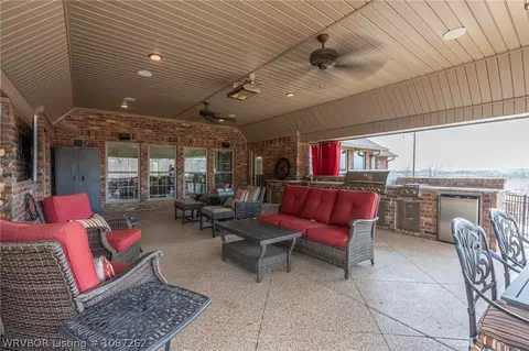 Exterior - 8723 Reata St, Fort Smith, AR 72916 photo 5 of 9