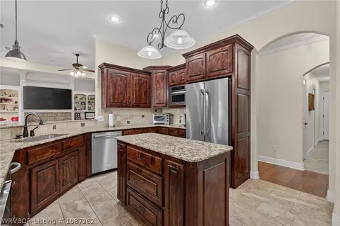 Kitchen - 8723 Reata St, Fort Smith, AR 72916 photo 2 of 6