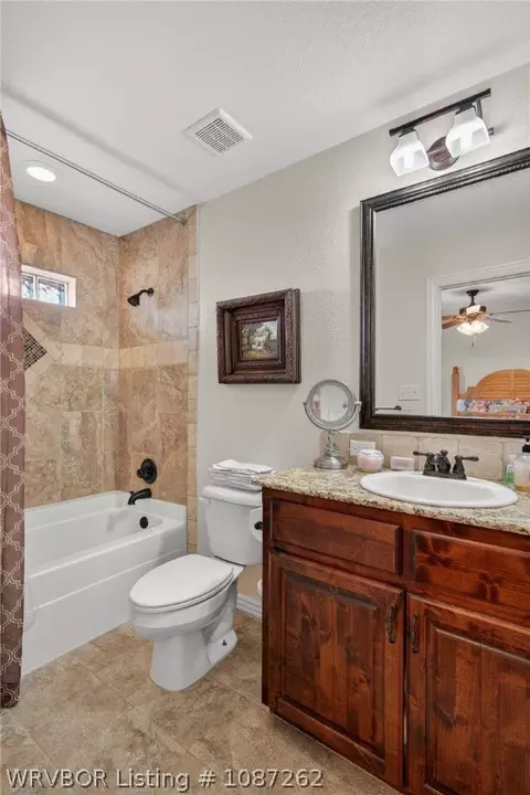 Bath - 8723 Reata St, Fort Smith, AR 72916 photo 3 of 4