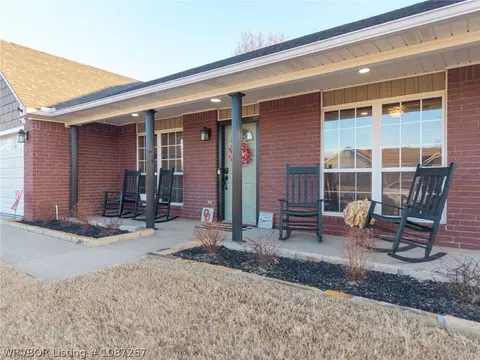 1021 Ruby Dr, Van Buren, AR 72956 photo 3