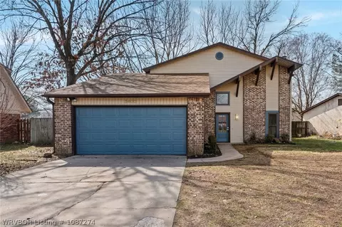 3400 Bryn Mawr Cir, Fort Smith, AR 72904