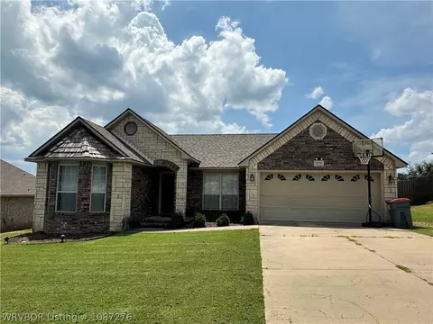 1153 Madeleine Ct, Greenwood, AR 72936