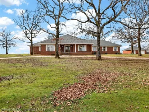 Exterior - 42267 Timber Ridge Rd, Howe, OK 74940 photo 3 of 8