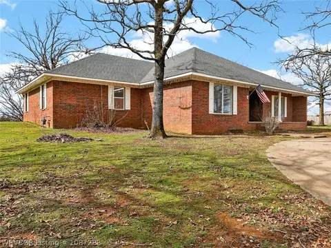 Exterior - 42267 Timber Ridge Rd, Howe, OK 74940 photo 4 of 8