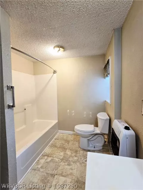 Bath - 714 E Chism St, Paris, AR 72855 photo 1 of 1