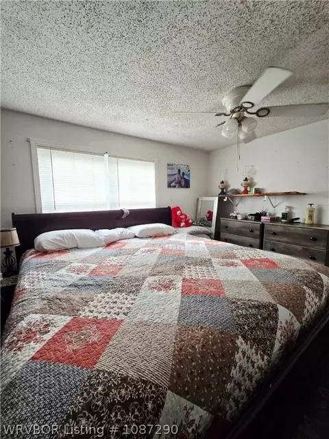 Bedroom - 714 E Chism St, Paris, AR 72855 photo 1 of 2