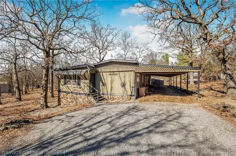 32305 S Cherokee Ct, Cookson, OK 74427
