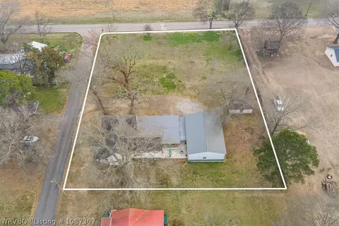 View/Area - 504 S 9th St, Paris, AR 72855 photo 1 of 1